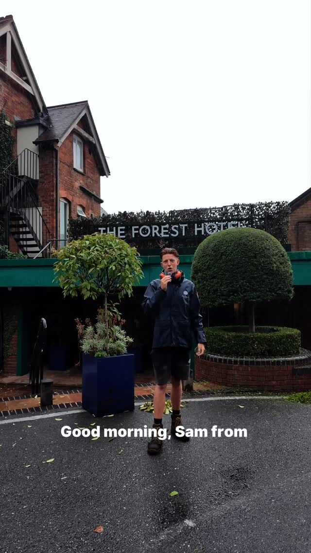 Take a look at what we have been doing recently in the Forrest. Two local businesses being able to help each other out is what it’s all about and we’re over the moon with how the grounds are looking after a bit of TLC.
#stripenation #satisfying #pig #satisfyingvideo #pub